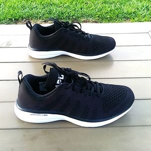 APL Sneakers
